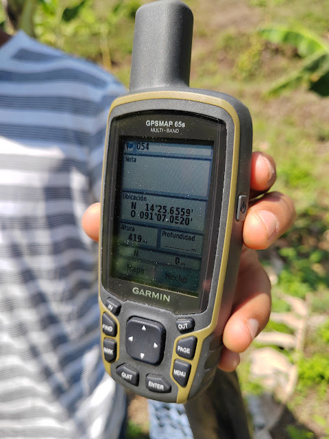 054G